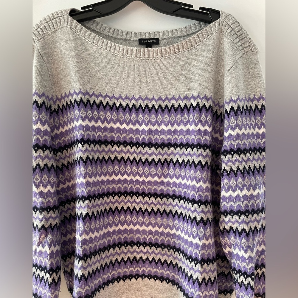Women’s Long-sleeve Sweater